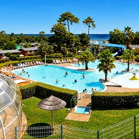 Camping 4 Etoiles Les Viviers Cap Ferret 4*
