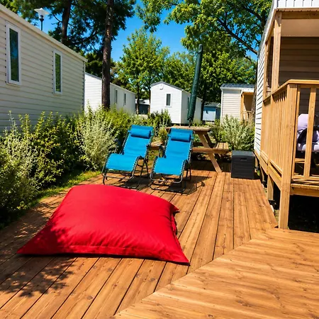 Camping 4 Etoiles Les Viviers Cap Ferret 4*